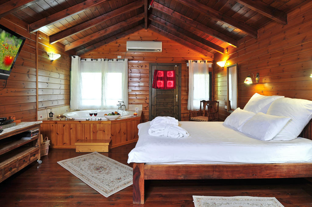Bikta Banof Appartement Rosh Pinna Kamer foto